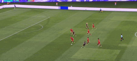 中国女足半决赛1-2不敌澳大利亚 女儿们拼尽全力