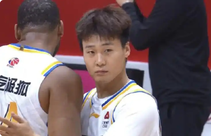 北京客场力克同曦升至积分榜第三 赵睿24+6助成关