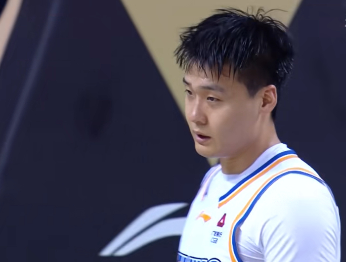 北京客场力克同曦升至积分榜第三 赵睿24+6助成关