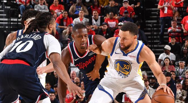 库里霍福德追梦联手逆转快船 勇士三老闪耀附加