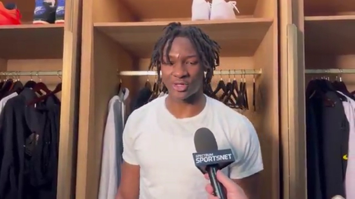 雷霆球员迪耶罗被切特肘击面部缝8针伤情曝光