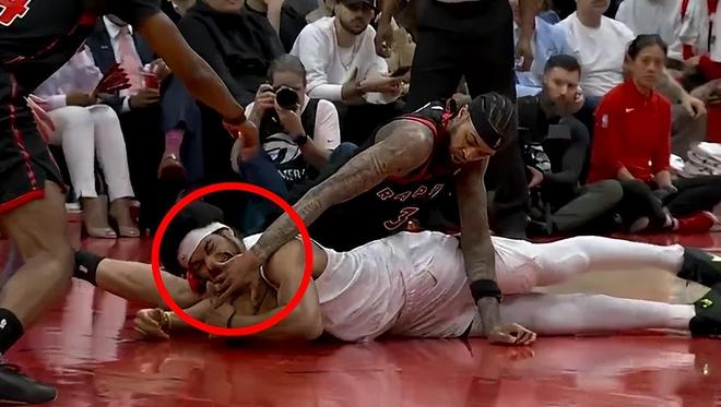 猛龙爆冷逆转骑士 系列赛悬念重燃